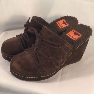 Rocket Dog 8.5 brown suede wedge shoe